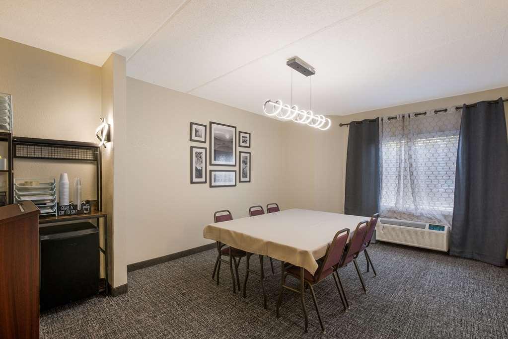 Clarion Pointe Sevierville-Pigeon Forge Servizi foto