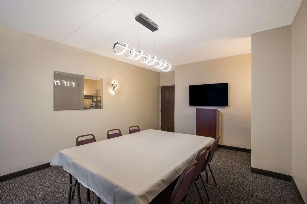 Clarion Pointe Sevierville-Pigeon Forge Servizi foto