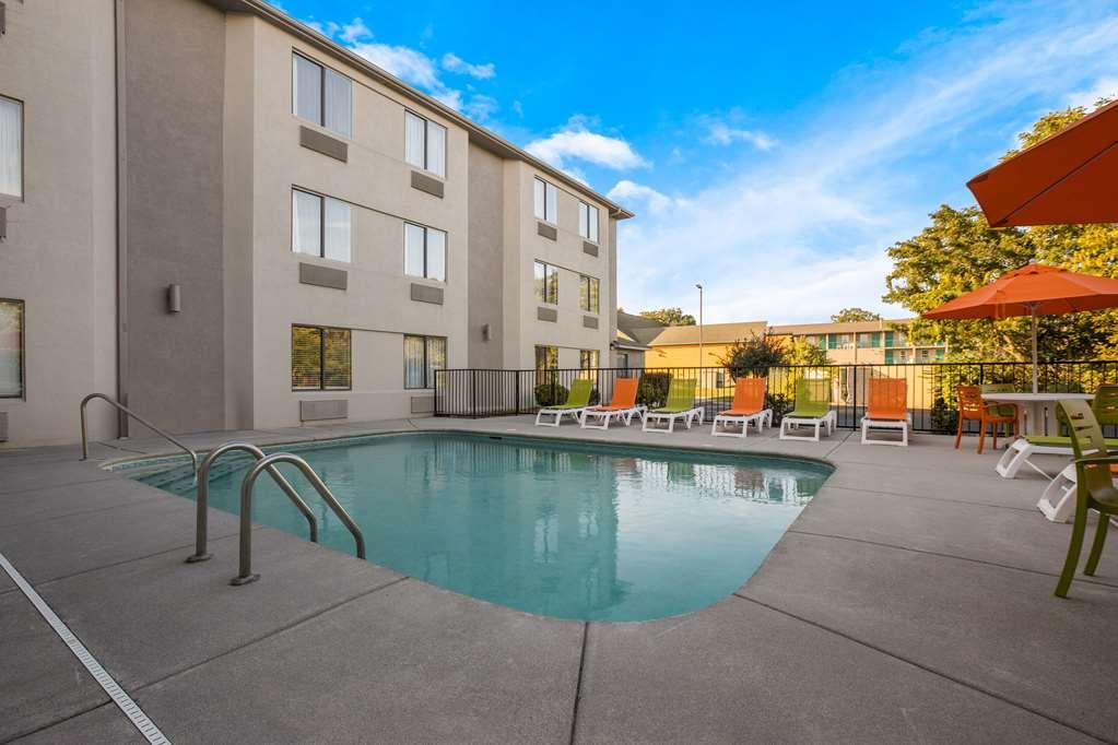 Clarion Pointe Sevierville-Pigeon Forge Servizi foto